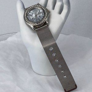 Accutime Quartz Annalog Watch  Silver Toned Mesh Buckle Band 9 inch Band Rhinest